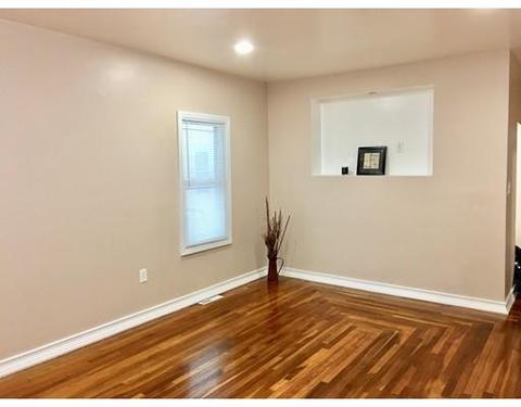 23 Sullivan St, Springfield, MA 01104 photo 6