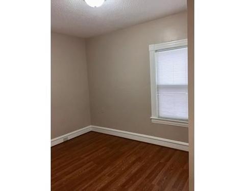 23 Sullivan St, Springfield, MA 01104 photo 11