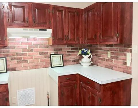 23 Sullivan St, Springfield, MA 01104 photo 5