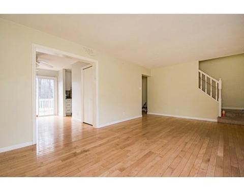 22 Beale St, Worcester, MA 01606 photo 8