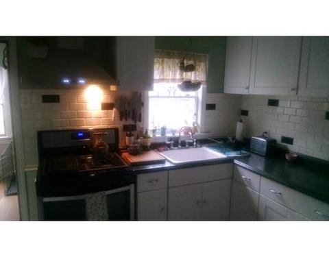 11 Ash St, Wareham, MA 02571 photo 3