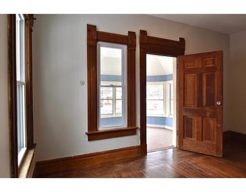 204 Saint James Ave, Springfield, MA 01109 photo 24