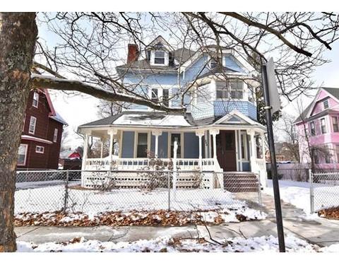 204 Saint James Ave, Springfield, MA 01109 photo 2