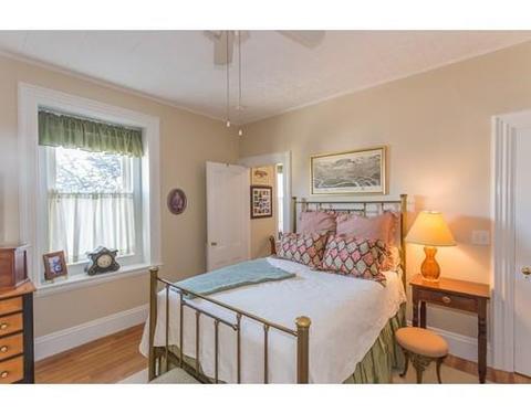 13 Middle St #2, Gloucester, MA 01930 photo 11