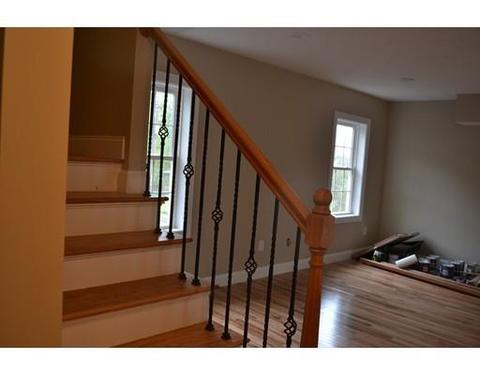 1 Aurora St, Worcester, MA 01610 photo 6