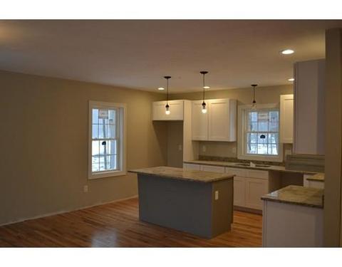 1 Aurora St, Worcester, MA 01610 photo 2