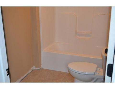 1 Aurora St, Worcester, MA 01610 photo 5