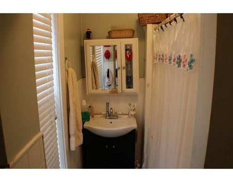 12 Eames St, Framingham, MA 01702 photo 25