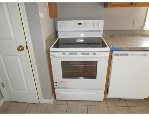 35 Swifts Beach Rd, Wareham, MA 02571 photo 3