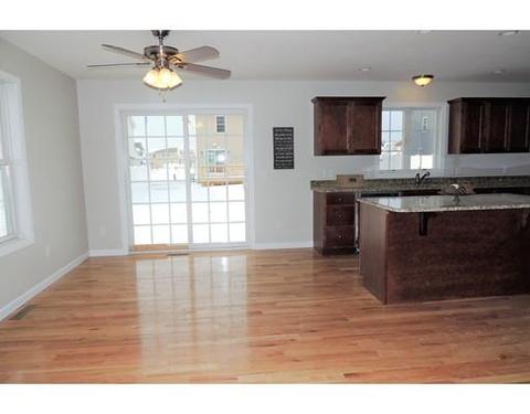 201 Morton St, Springfield, MA 01119 photo 6