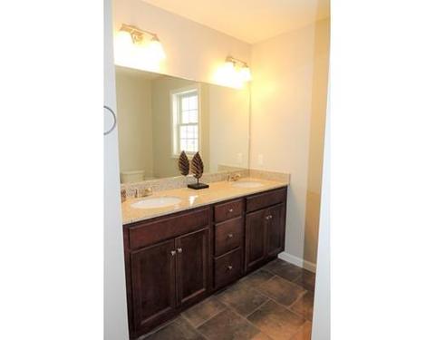 201 Morton St, Springfield, MA 01119 photo 16