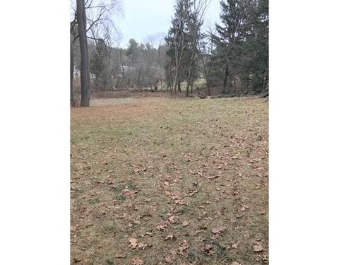 11 Pleasant St, Dover, MA 02030 photo 3