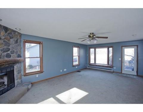137 Schoolhouse Rd, Chicopee, MA 01020 photo 11