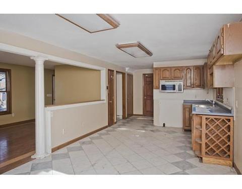 137 Schoolhouse Rd, Chicopee, MA 01020 photo 8