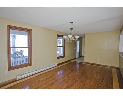 137 Schoolhouse Rd, Chicopee, MA 01020 photo 3