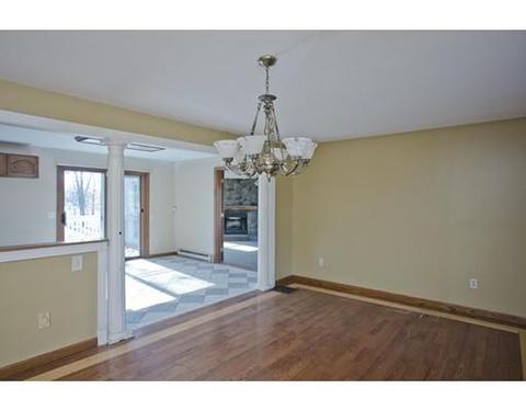 137 Schoolhouse Rd, Chicopee, MA 01020 photo 4