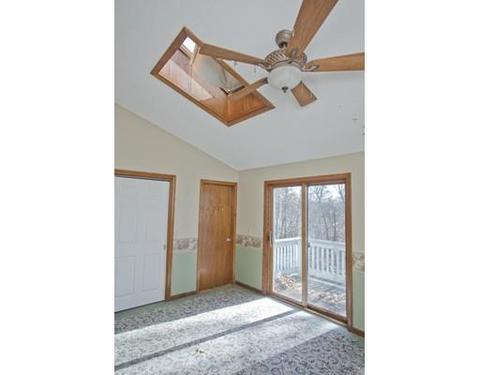 137 Schoolhouse Rd, Chicopee, MA 01020 photo 18