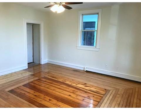 54 Summer St #2, Gloucester, MA 01930 photo 4