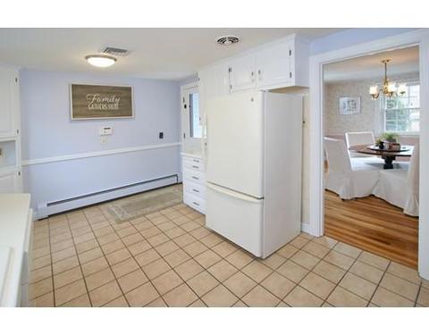 26 Morrison Rd, Wakefield, MA 01880 photo 11