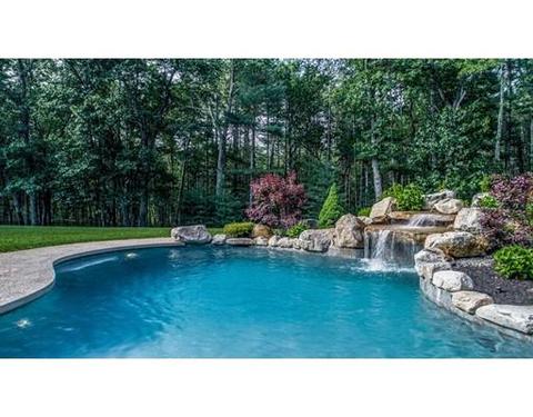 17 Thicket Cir, Stow, MA 01775 photo 3