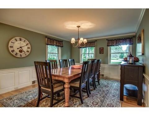 17 Thicket Cir, Stow, MA 01775 photo 10