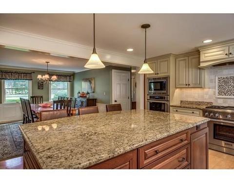 17 Thicket Cir, Stow, MA 01775 photo 9