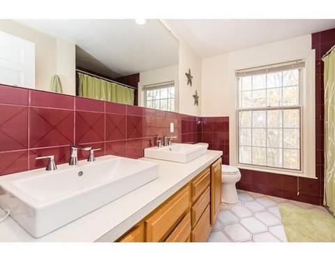 236 North St, Upton, MA 01568 photo 23