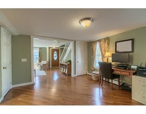 26 Townsend St, Pepperell, MA 01463 photo 11