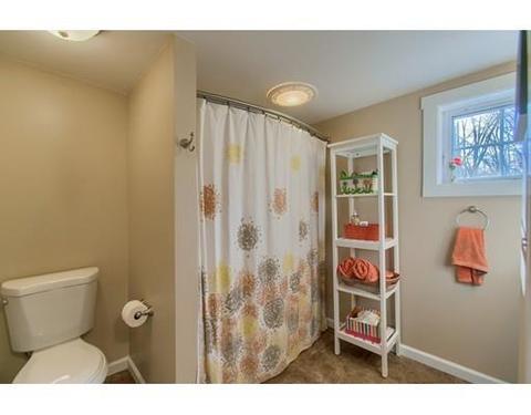 26 Townsend St, Pepperell, MA 01463 photo 12