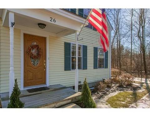 26 Townsend St, Pepperell, MA 01463 photo 2
