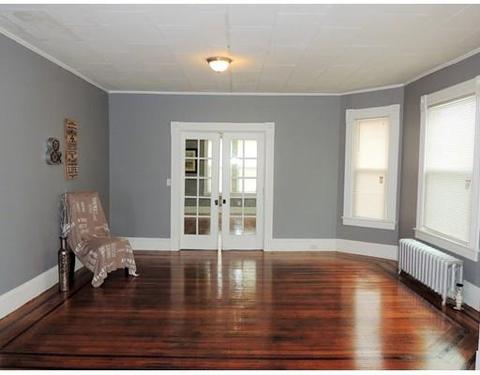 73 Crystal Ave, Springfield, MA 01108 photo 6