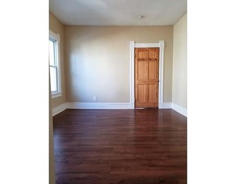 19 Merrick Ave, Springfield, MA 01109 photo 8