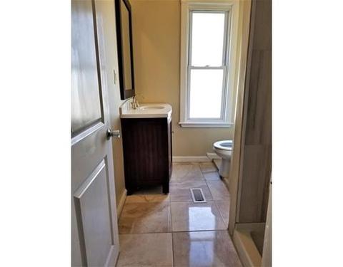 19 Merrick Ave, Springfield, MA 01109 photo 4