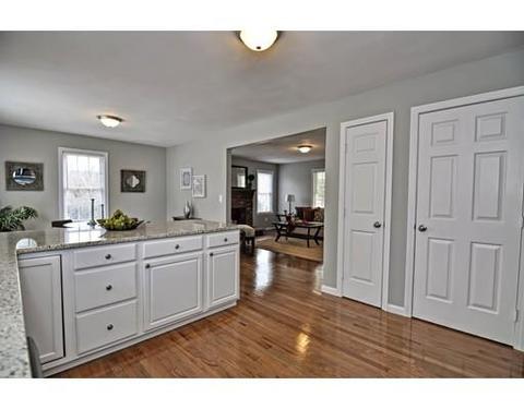 20 Cedar St, Rehoboth, MA 02769 photo 5