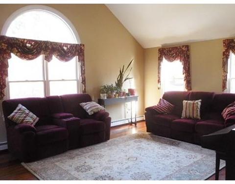 64 Pond St, Douglas, MA 01516 photo 11