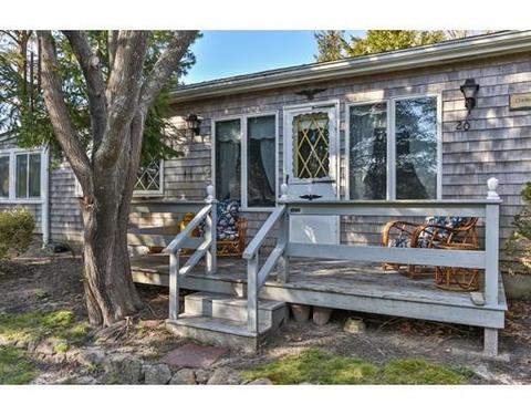 20 Over Jordan Rd, Wareham, MA 02571 photo 3
