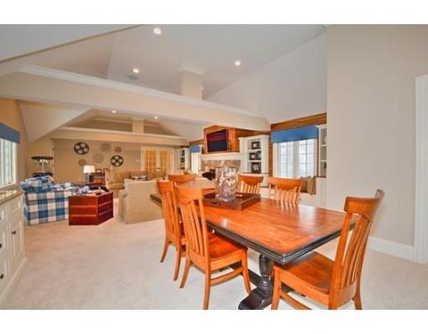 18 Prides Cir, Andover, MA 01810 photo 13