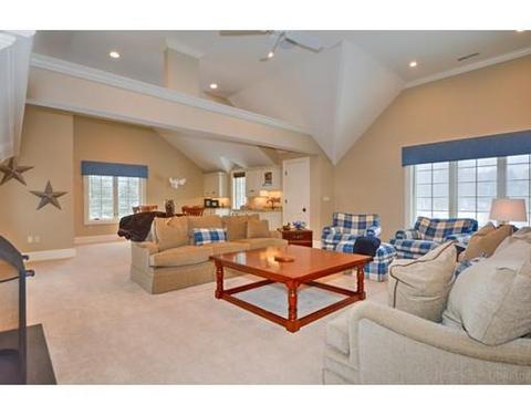 18 Prides Cir, Andover, MA 01810 photo 15