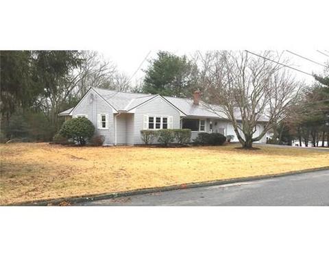 46 Pershing Ave, Acushnet, MA 02743 photo 10