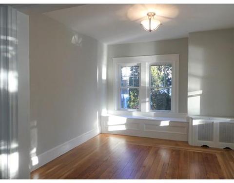 15 Wright St, Lowell, MA 01854 photo 3