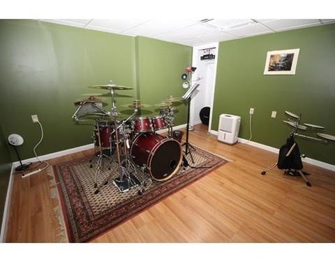 145 Brookside Dr, Gardner, MA 01440 photo 27