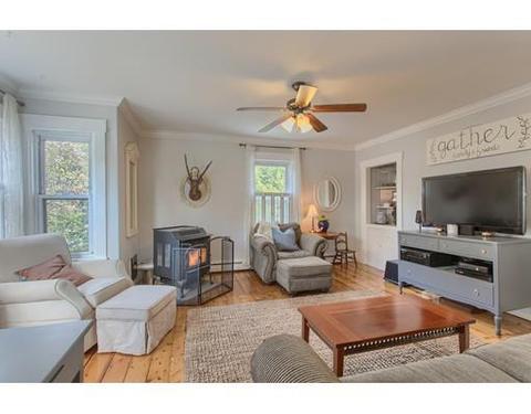 167 Center St, Ashburnham, MA 01430 photo 5