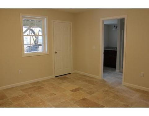 16 Coburn Ave, Worcester, MA 01604 photo 4