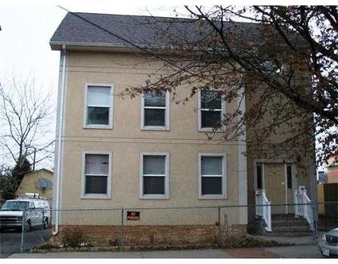 75 West St, Chicopee, MA 01013 photo 1