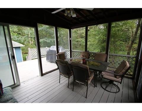 14 Spring St, Saugus, MA 01906 photo 15