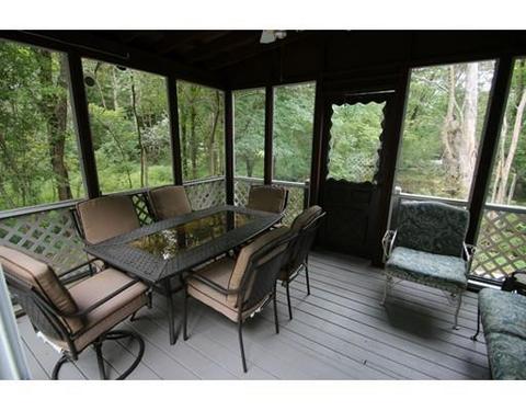 14 Spring St, Saugus, MA 01906 photo 16