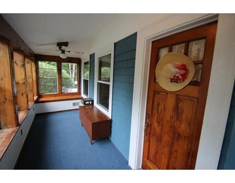 14 Spring St, Saugus, MA 01906 photo 2