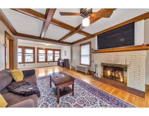 17 Hartford Ter, Springfield, MA 01118 photo 4