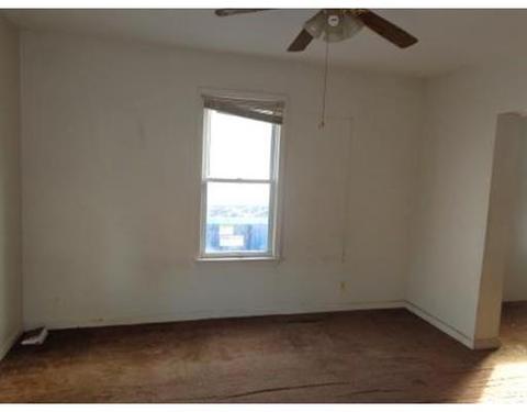 16 Merrick Ave, Springfield, MA 01109 photo 2