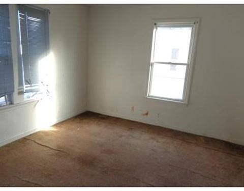 16 Merrick Ave, Springfield, MA 01109 photo 7
